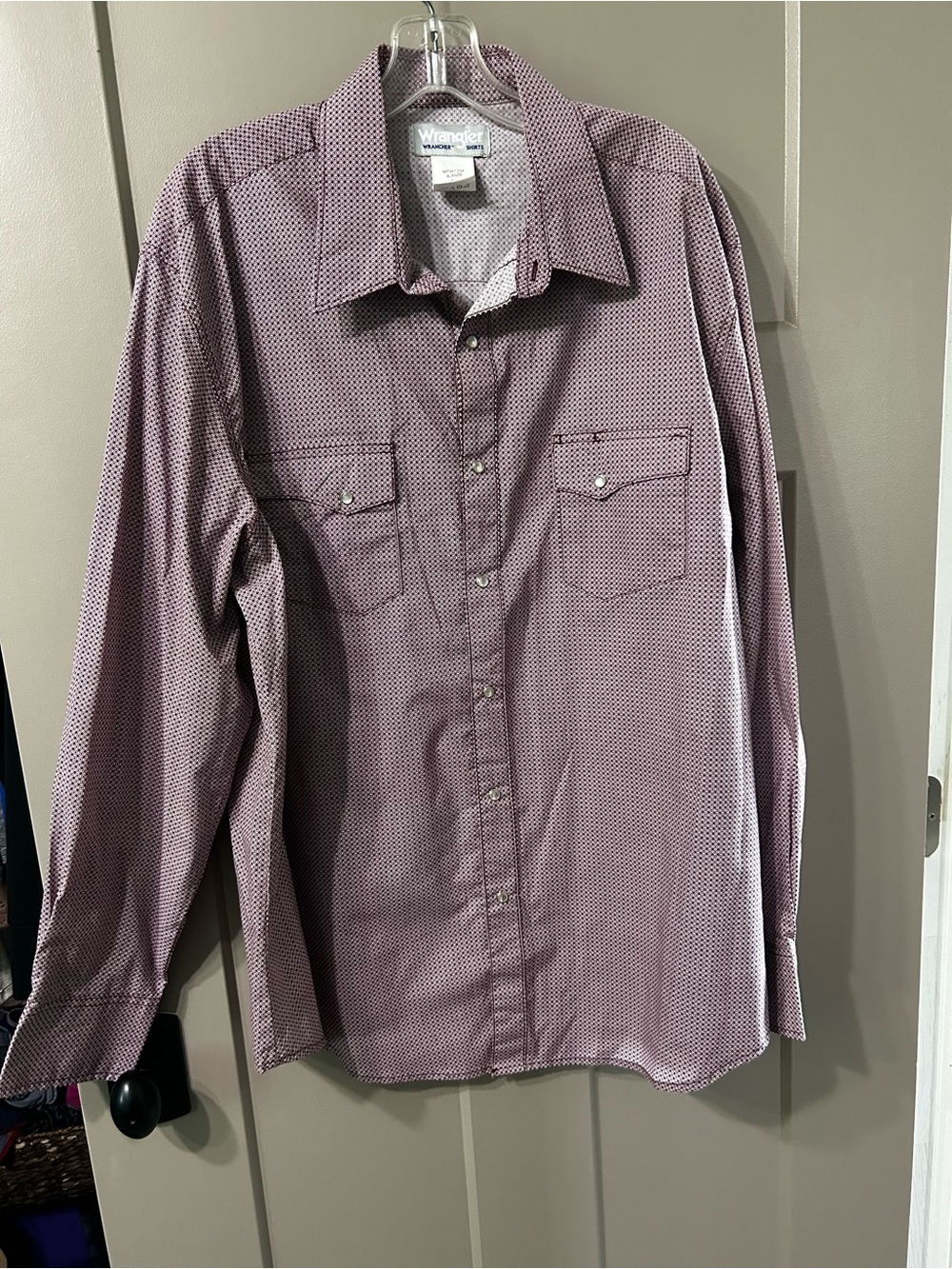 Wrangler Wrancher long-sleeve western pearl-snap shirt burgundy white geo